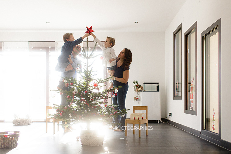 seance-famille-noel-sapin-alsace-34