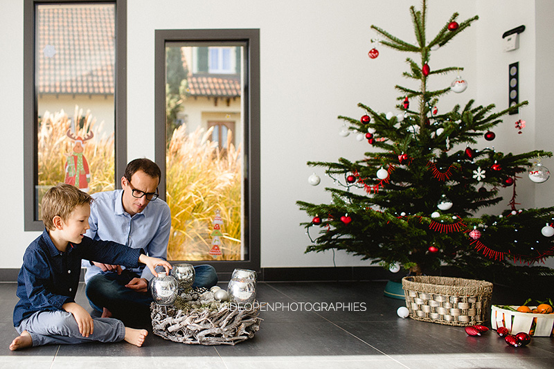 seance-famille-noel-sapin-alsace-42
