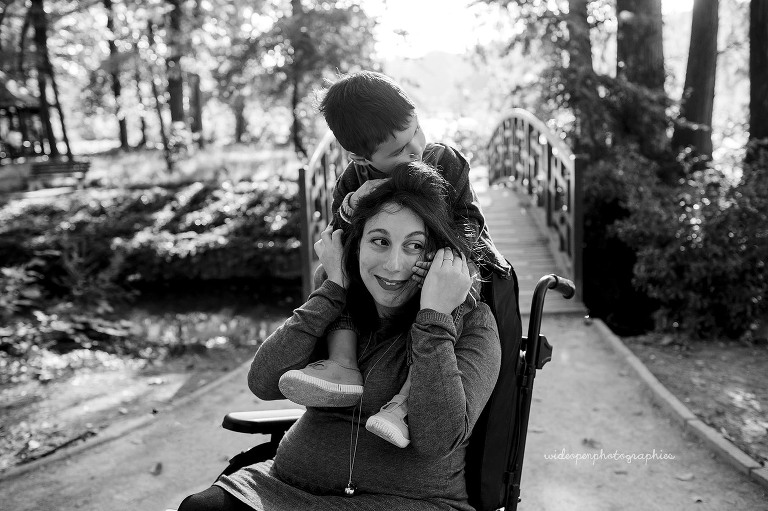 seance photo grossesse fauteuil roulant lyon