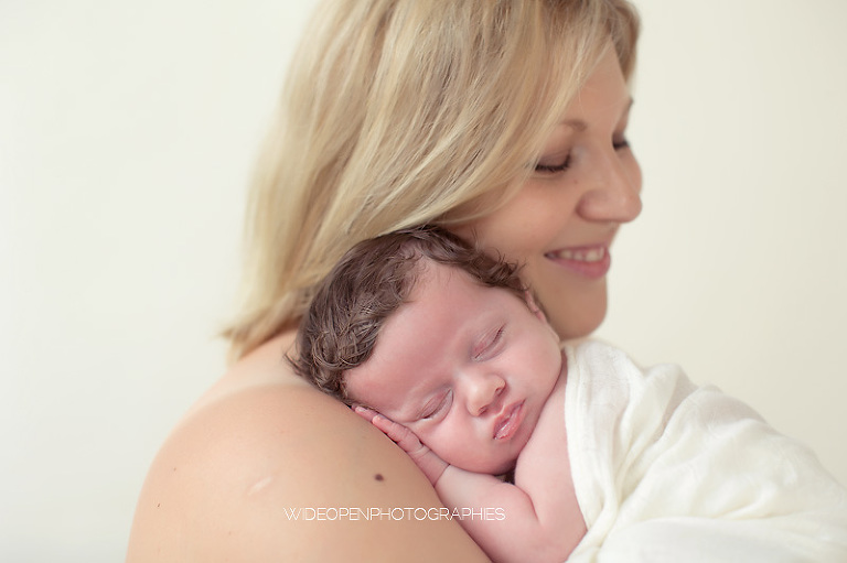 emilie. wop photographe bebe nouveau ne lille 21