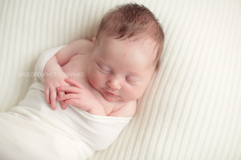 rose. wop photographe nouveau ne bebe lille 03