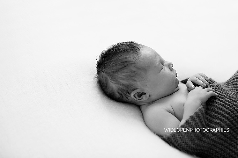 rose. wop photographe nouveau ne bebe lille 07