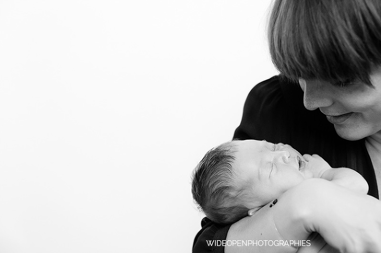 rose. wop photographe nouveau ne bebe lille 24