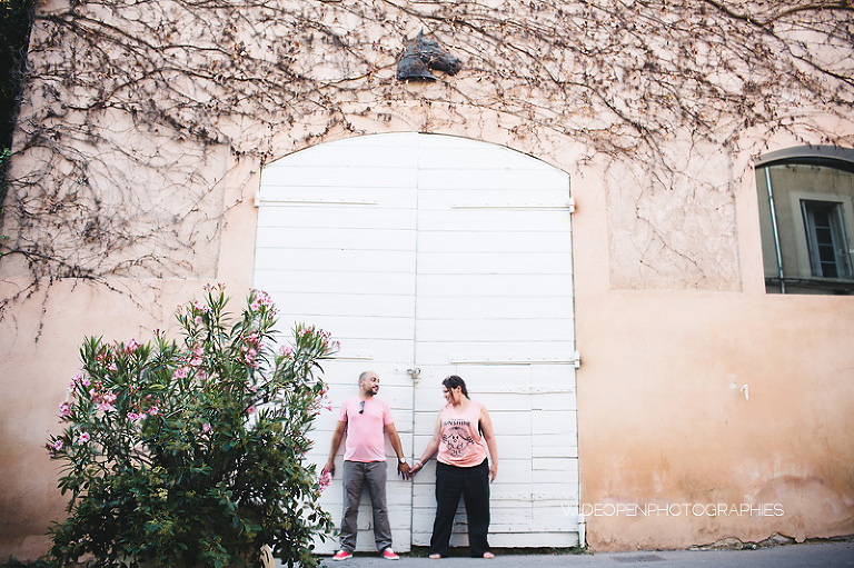 l+j. photographe engagement couple aix en provence 05