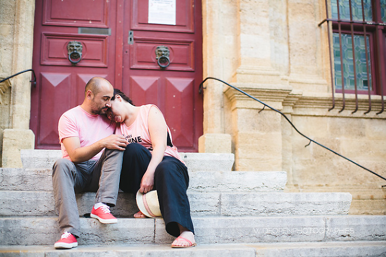 l+j. photographe engagement couple aix en provence 14