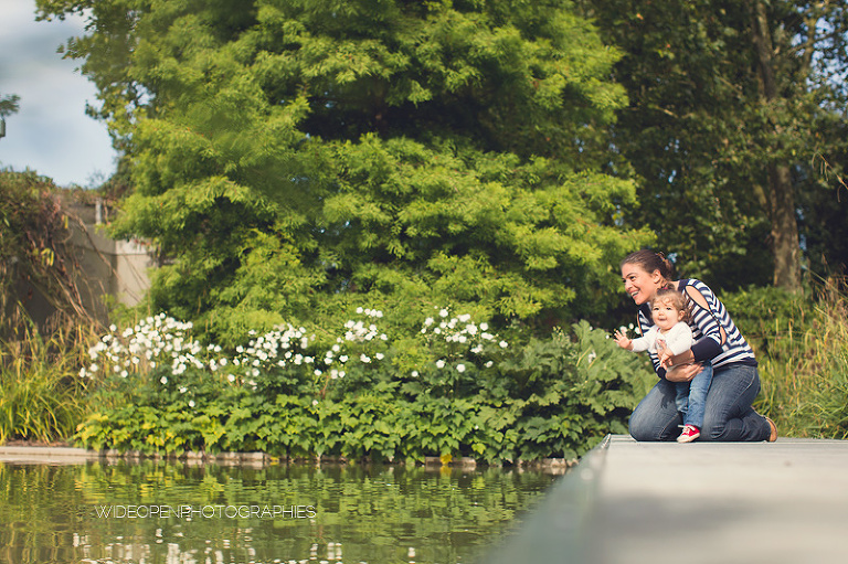 elena et delphine. seance famille lille 06