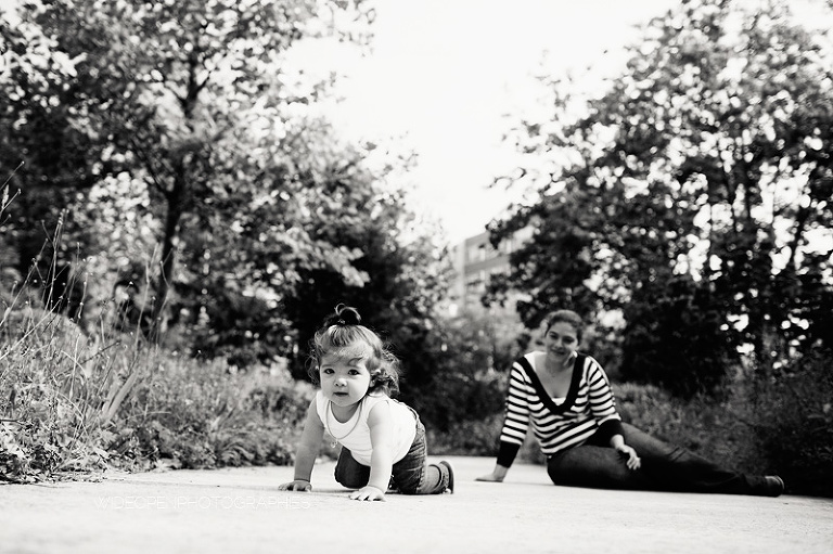 elena et delphine. seance famille lille 14