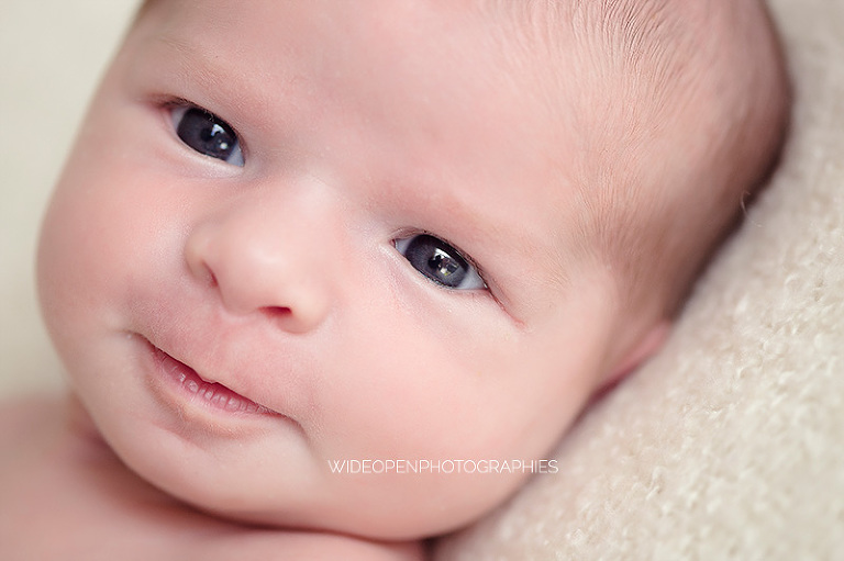 agathe. photographe bebe macon 07