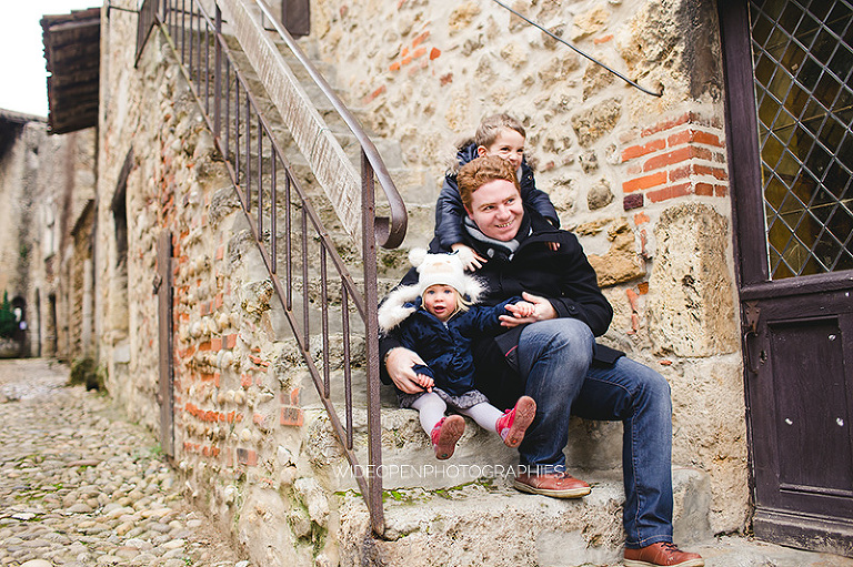 la famille H. photographe famille perouges 40