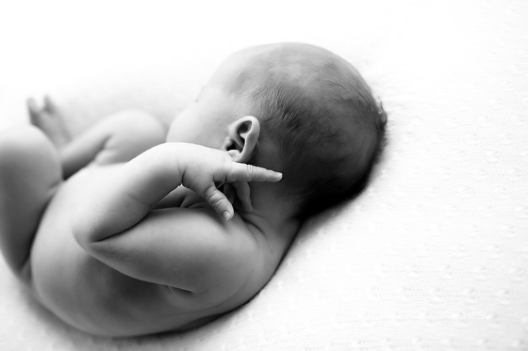 adele. photographe naissance strasbourg 06