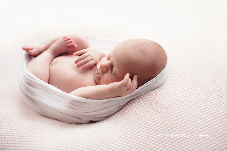 adele. photographe naissance strasbourg 13