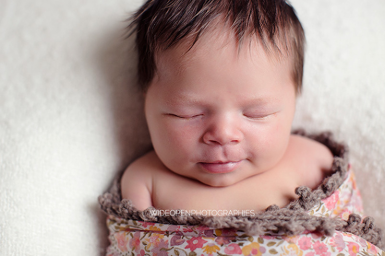 leonie. photographe naissance lille 04