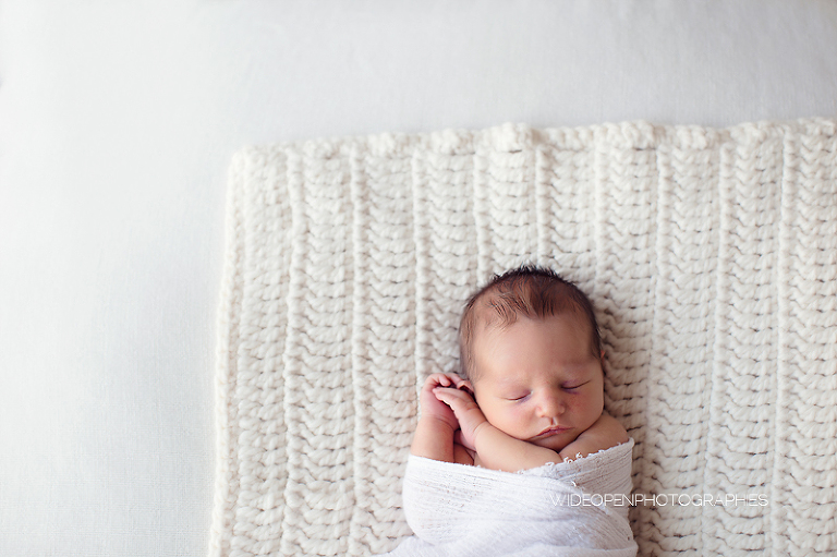 nathan. photographe naissance lyon 03