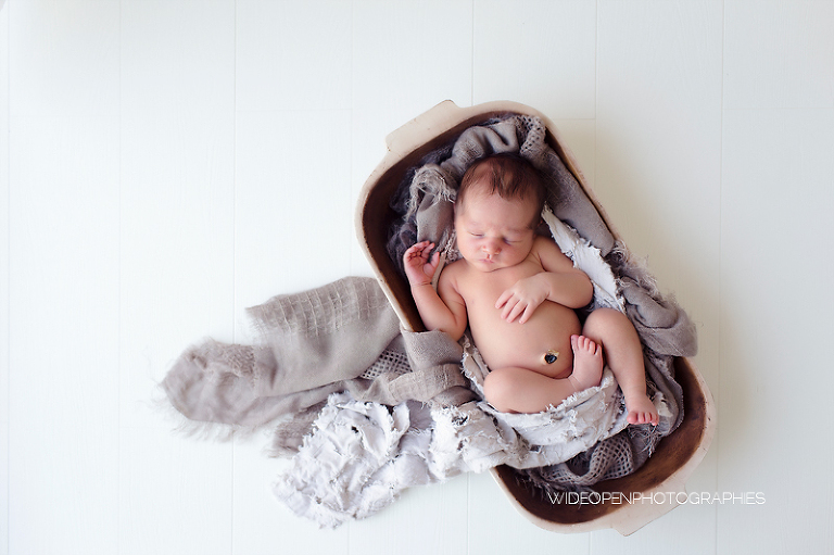 nathan. photographe naissance lyon 13