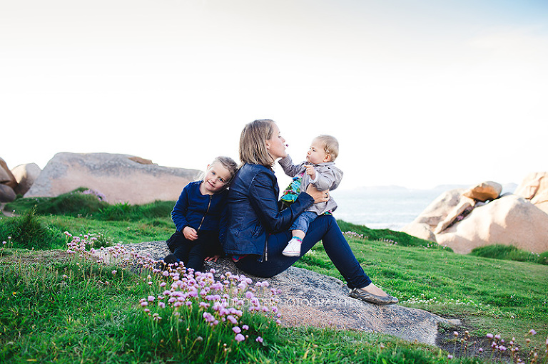photographe famille Ploumanach, Bretagne nord