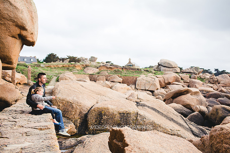 séance photo famille Ploumanach, Bretagne nord