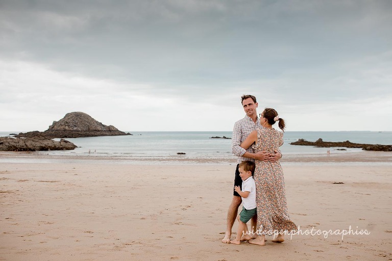 séance photo famille à Cancale, près de Saint Malo en Bretagne