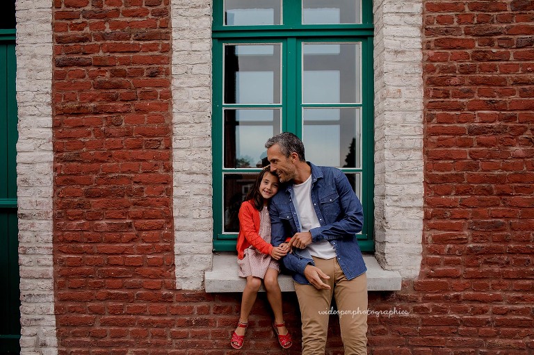 séance photo famille à la cité des électriciens, près de Béthune
