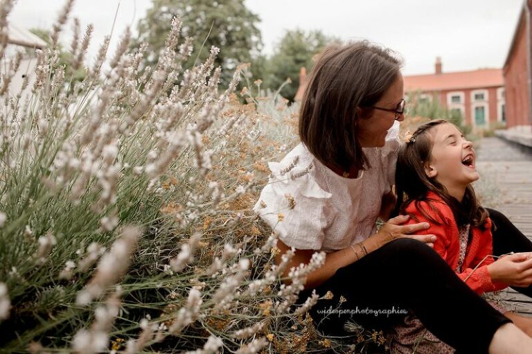séance photo famille à la cité des électriciens, près de Béthune